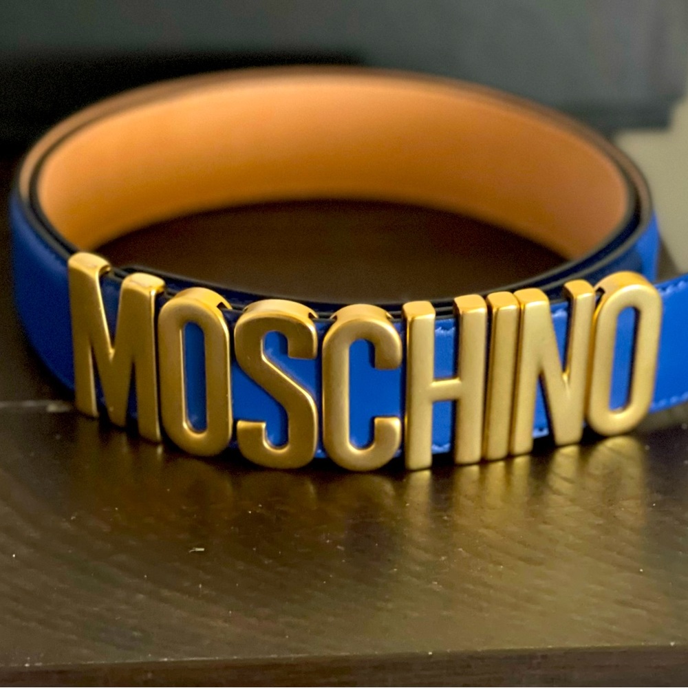 Moschino belt (AUTHENTIC)